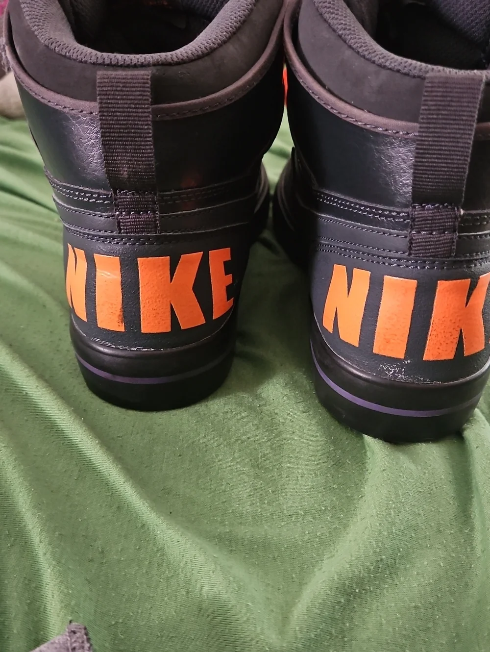 Nike Black Leather HIGH TOPS Killer Shape Worn Once Inside..Men Size 9